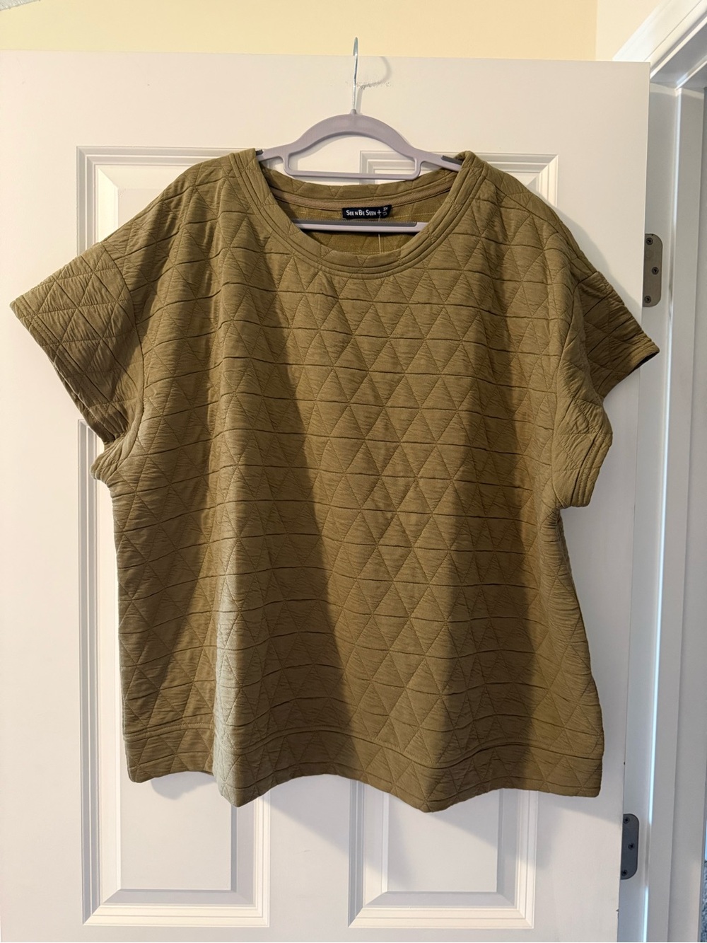 Seen N Be Seen Boutique Quilted Short Sleeve Top